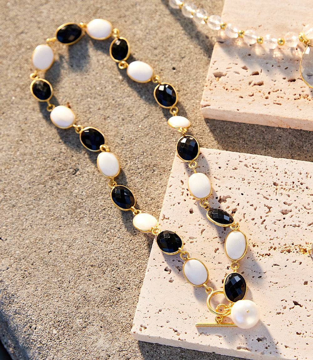 Black And White Toggle Necklace - Image 2