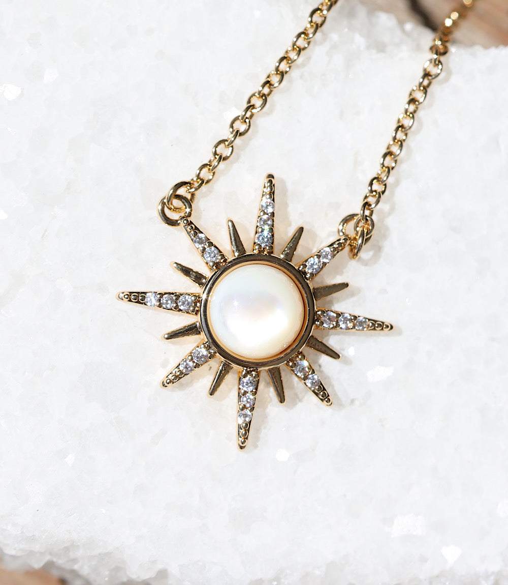 Cabochon Sun Necklace - Image 5