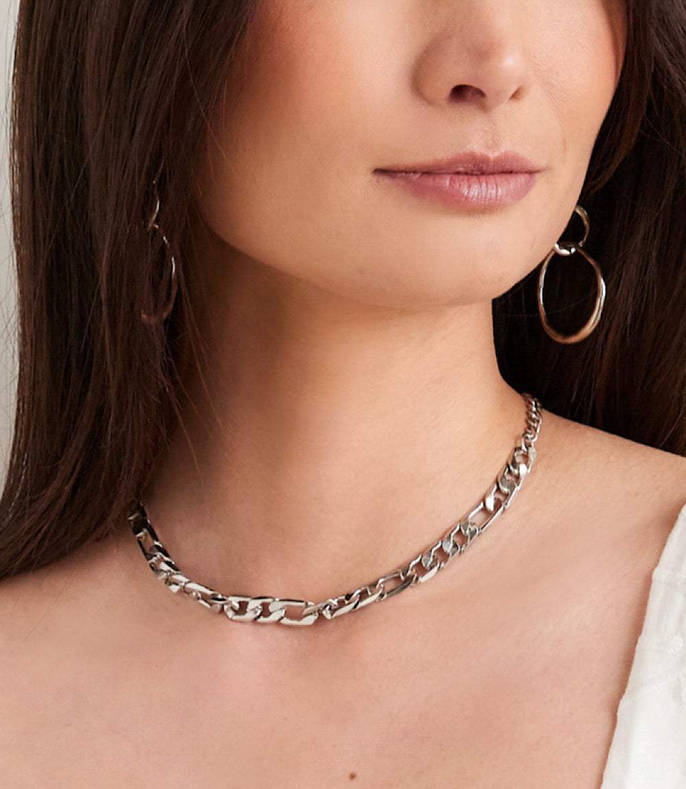 Chunky Chainlink Necklace - Image 3