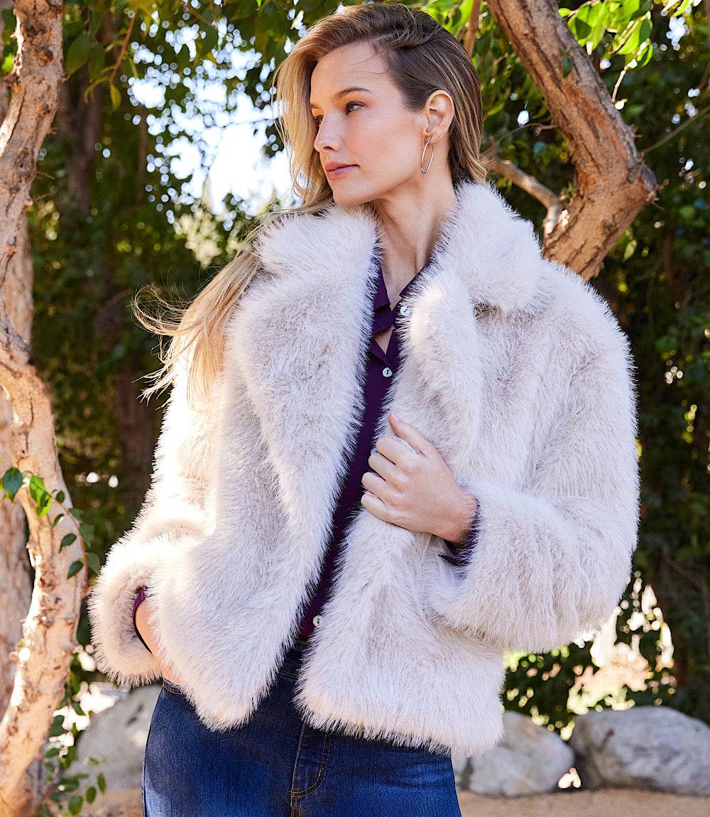 Cropped Faux Fur Jacket - Image 10
