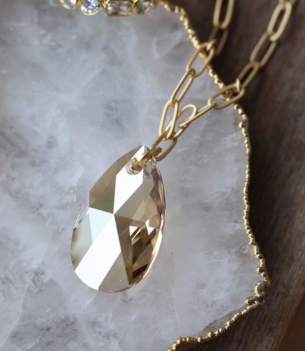 Crystal Pendant Necklace - Image 3