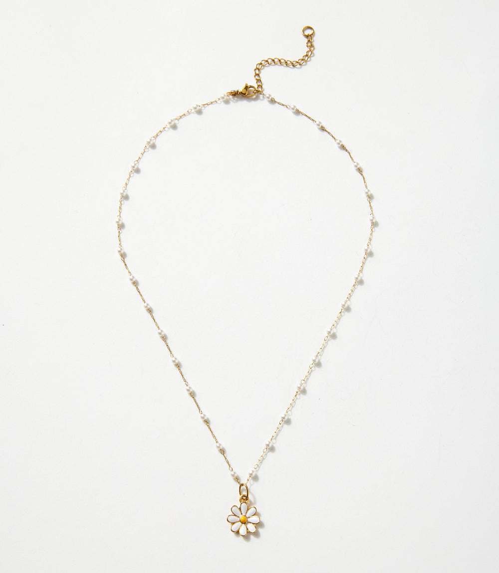 Daisy Charm Pendant Necklace - Image 5