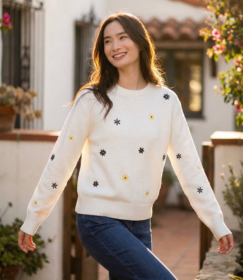 Embroidered Daisy Crewneck Sweater