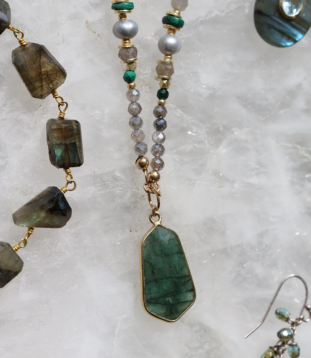 Emerald Pendant Necklace - Image 5