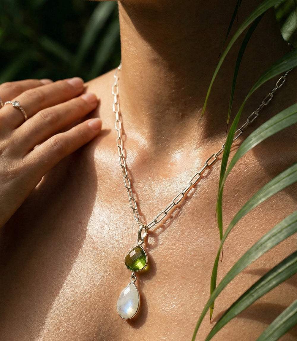 Moonstone And Peridot Pendant Necklace - Image 3