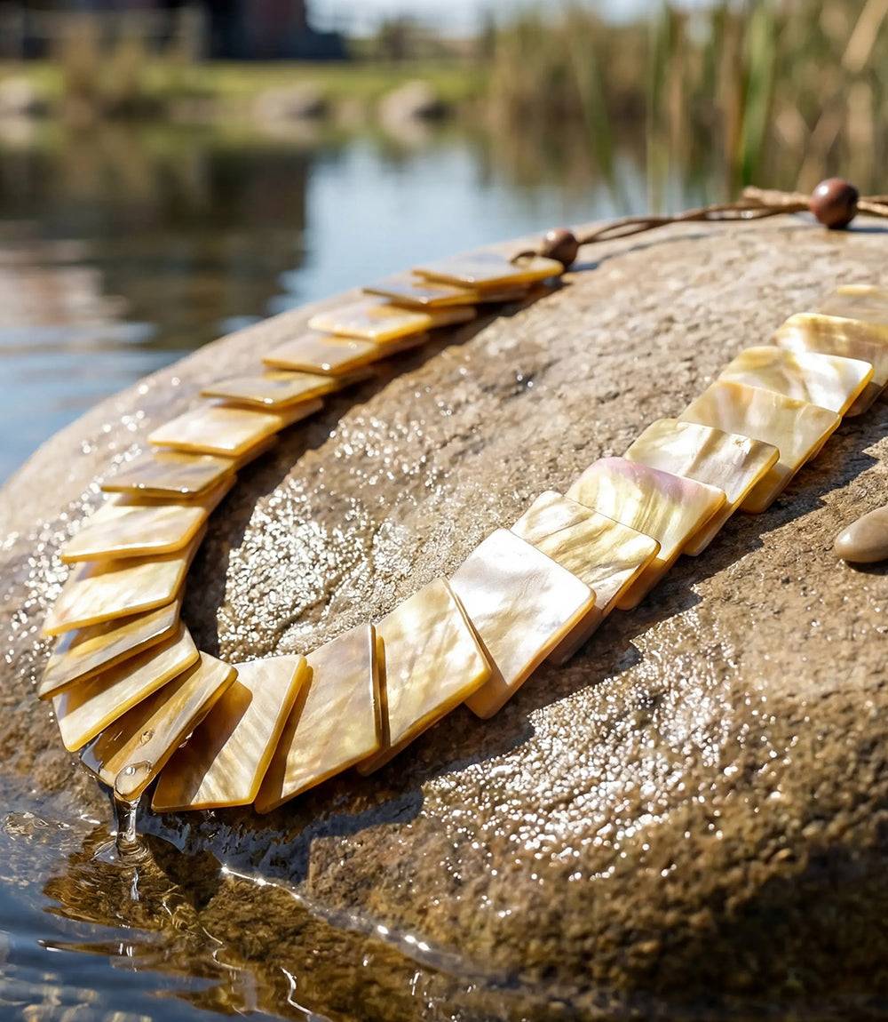 Mother Of Pearl Playa Necklace - Image 4