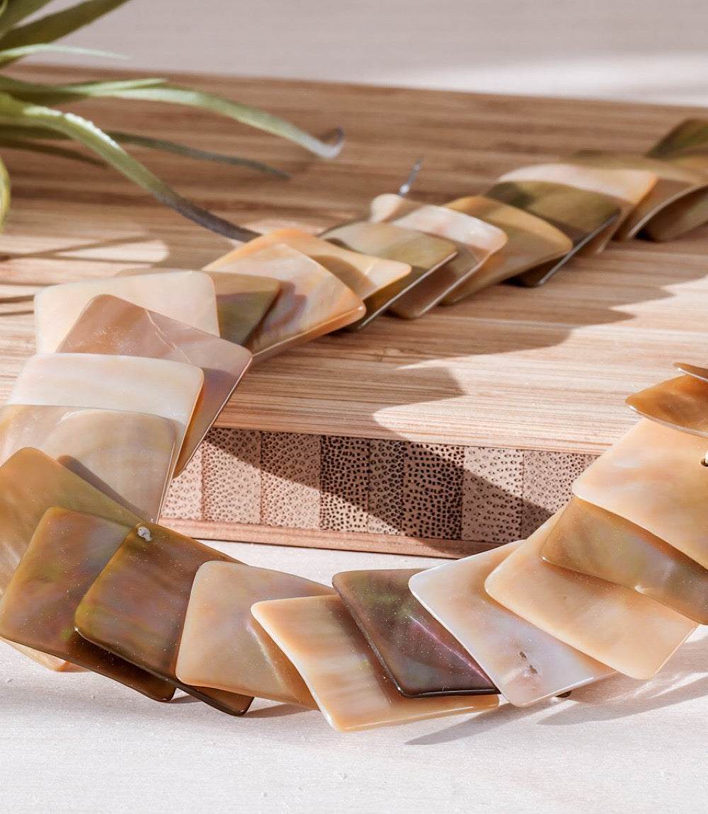 Mother Of Pearl Playa Necklace - Image 5