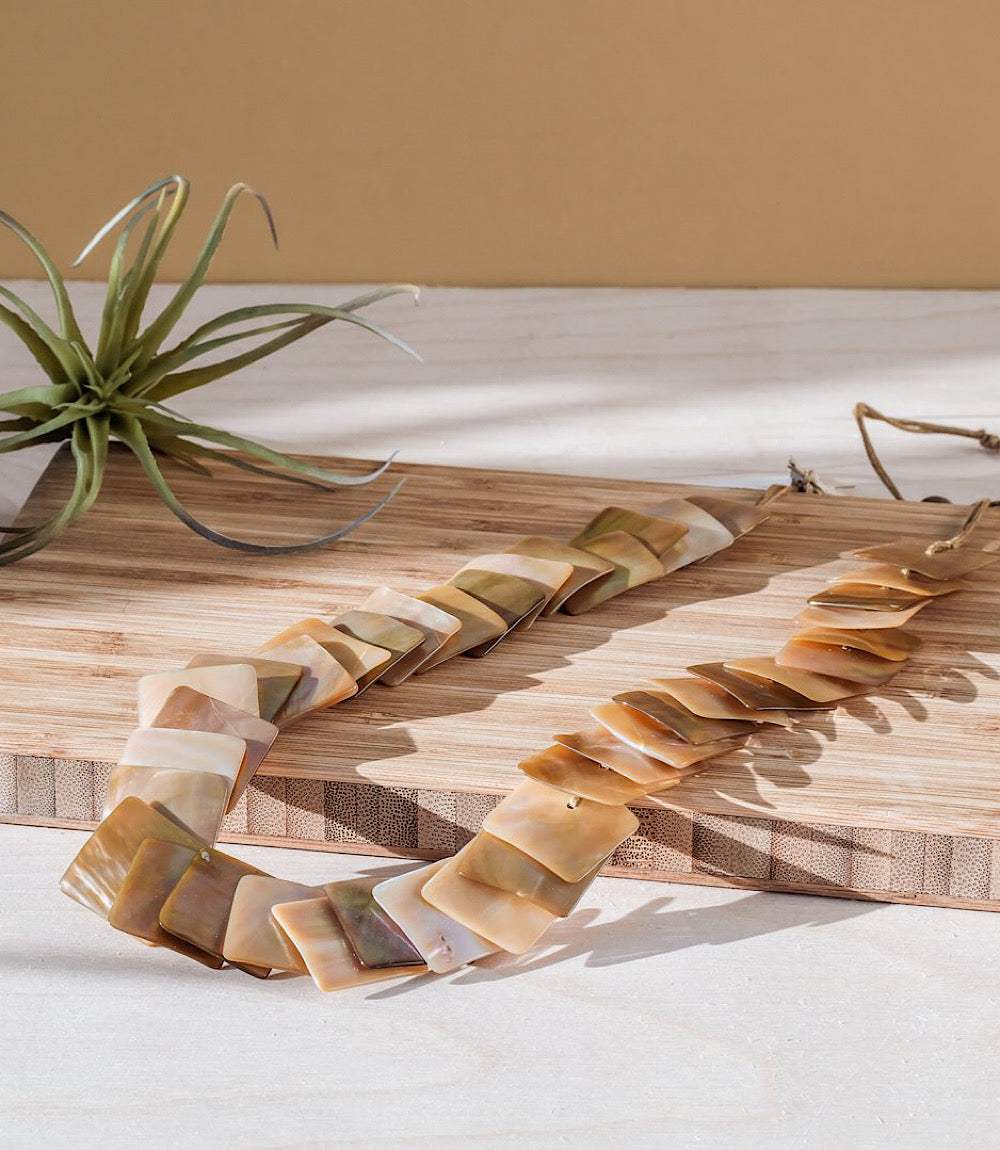 Mother Of Pearl Playa Necklace - Image 8