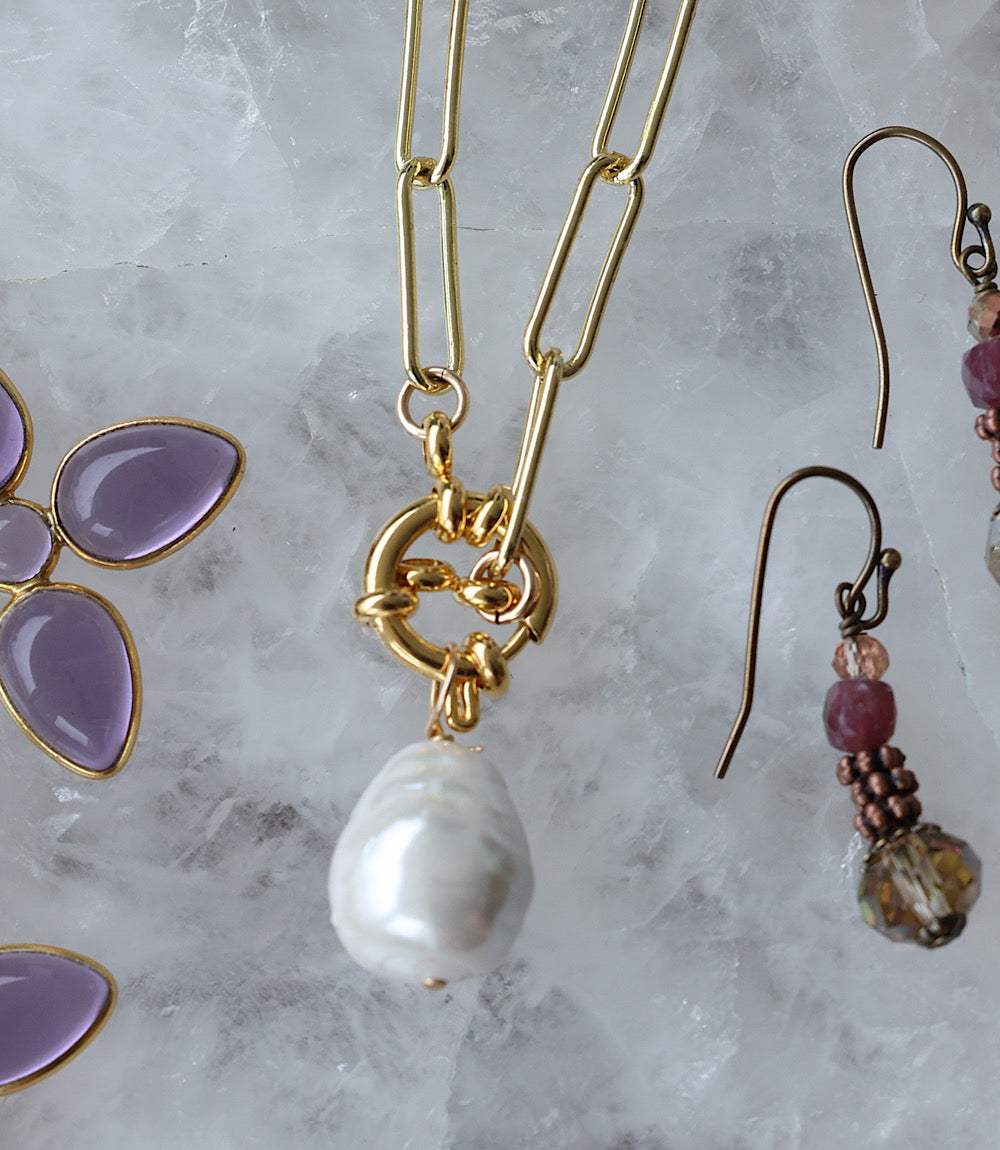 Pearl Toggle Necklace - Image 10