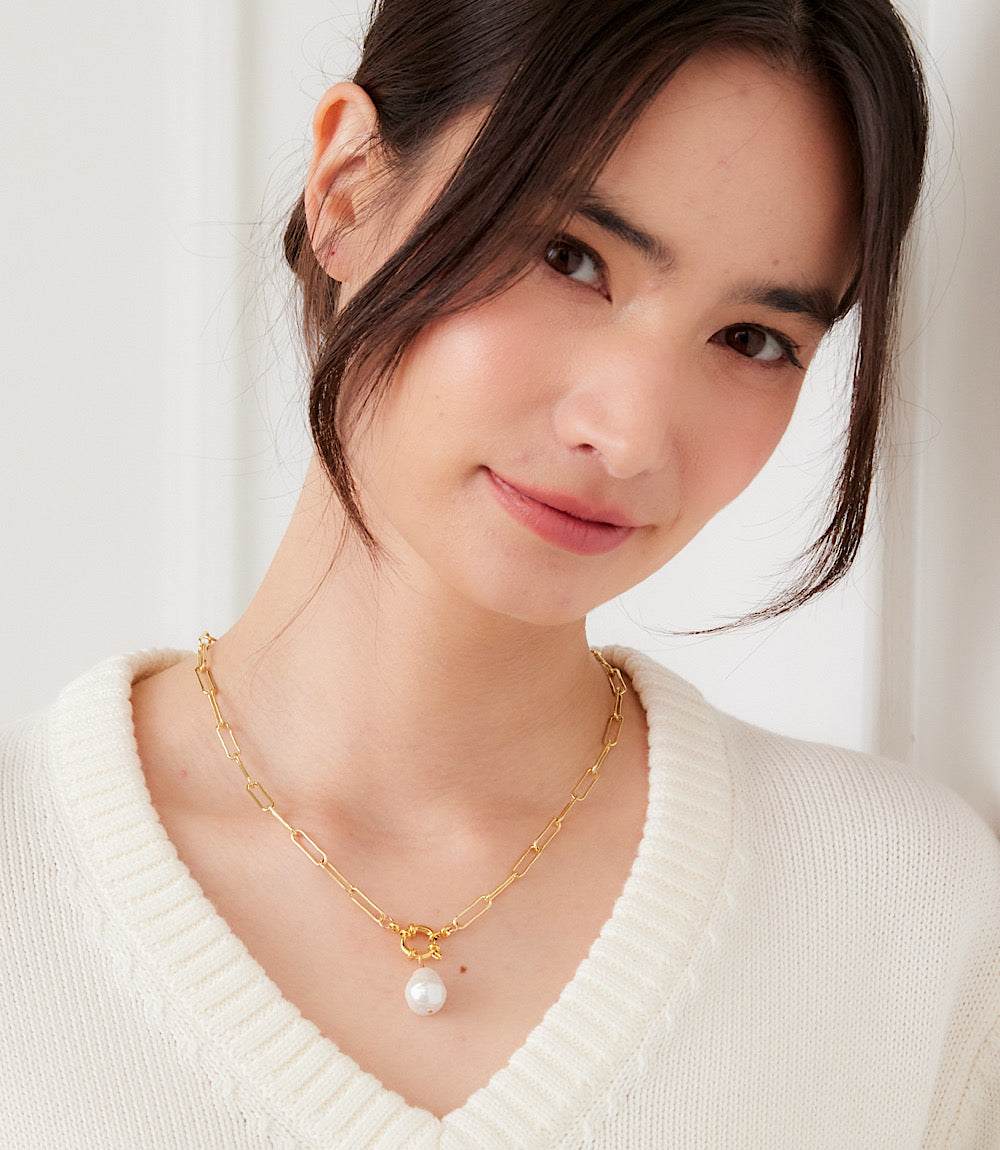 Pearl Toggle Necklace - Image 7