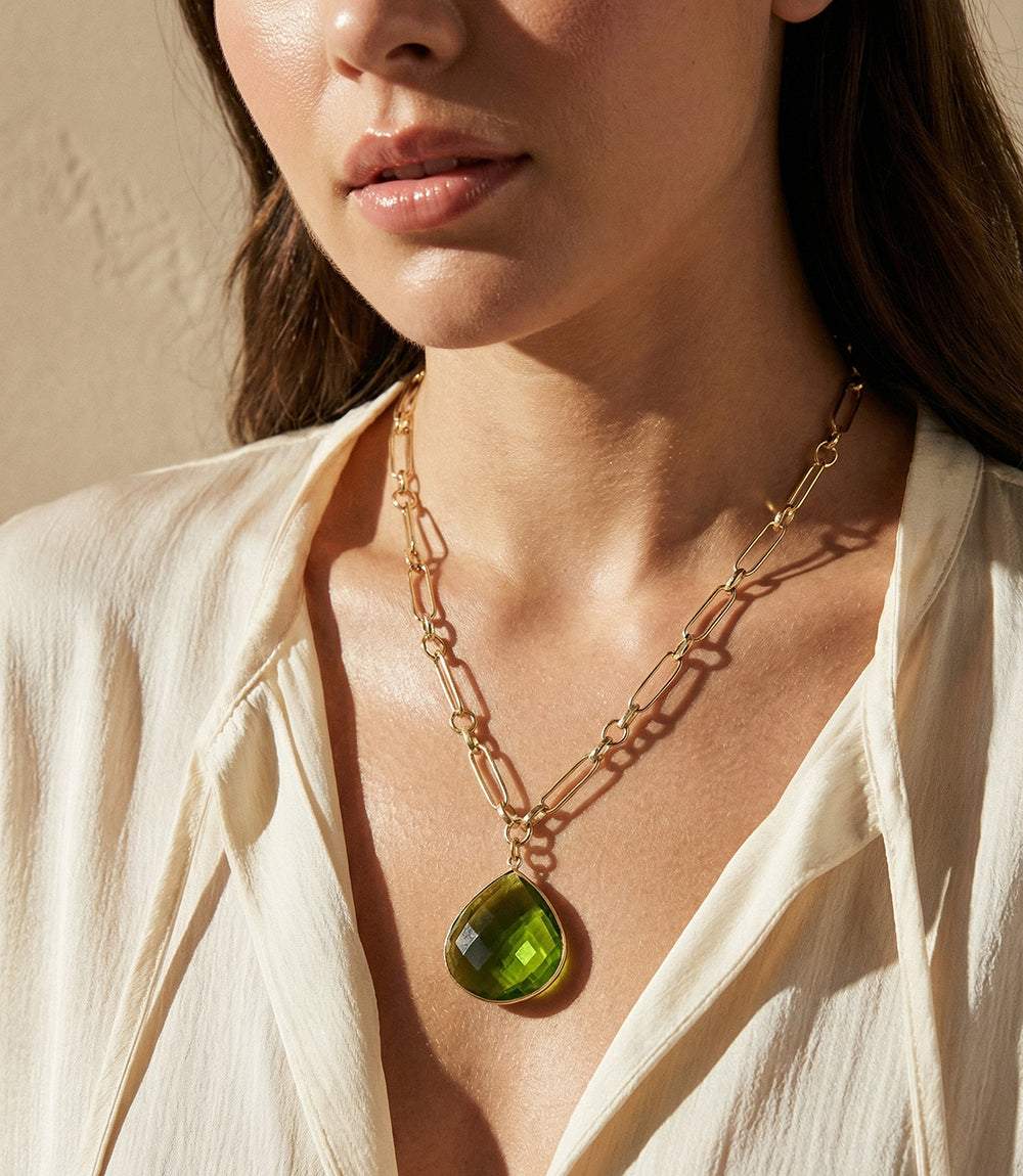 Peridot Quartz Pendant Necklace - Image 2