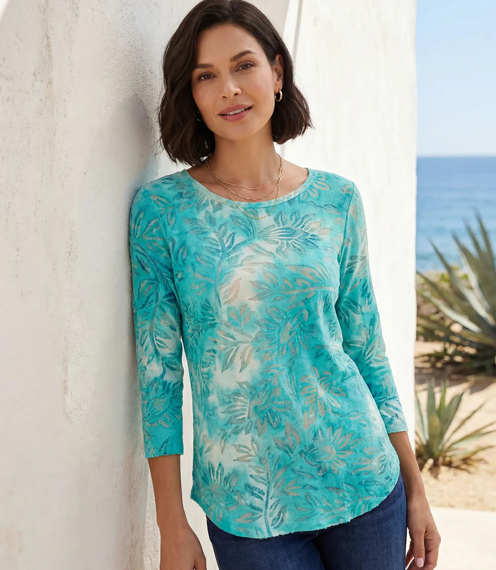 Petite Size 3/4 Sleeve Burnout Shirttail Top