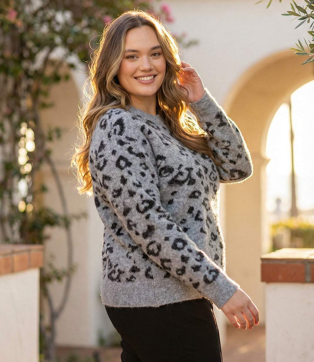 Plus Size Metallic Animal Print Crewneck Sweater - Image 2