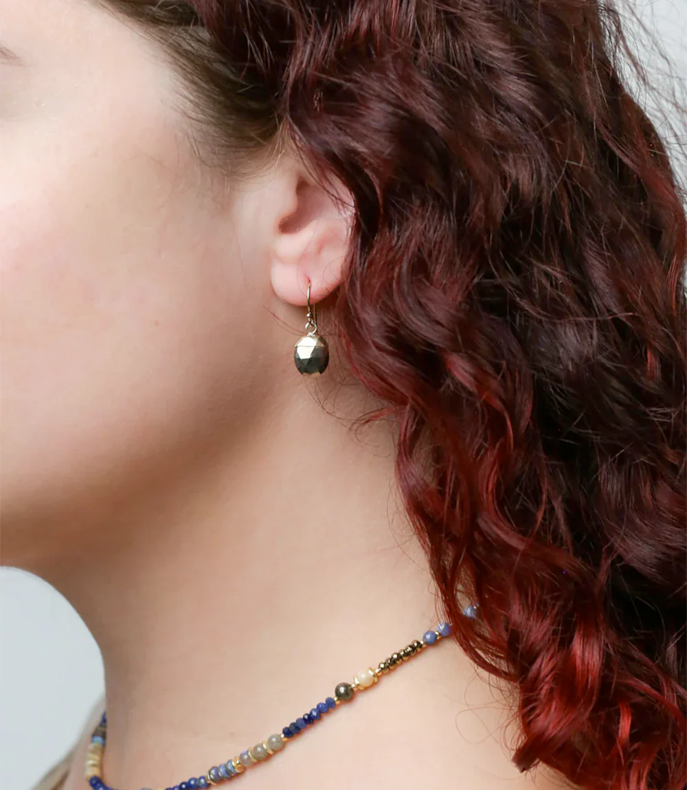 Pyrite Bezel Simple Earrings - Image 5