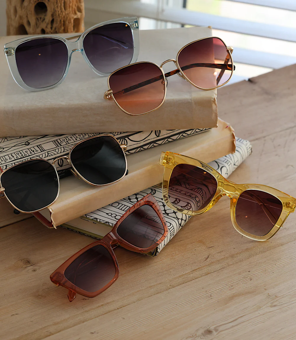 Quay After Hours Sunglasses - Image 8