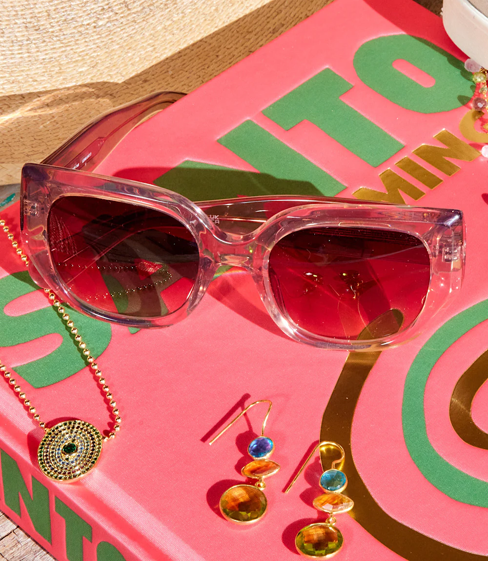 Quay Busy Busy Sunglasses - Image 3