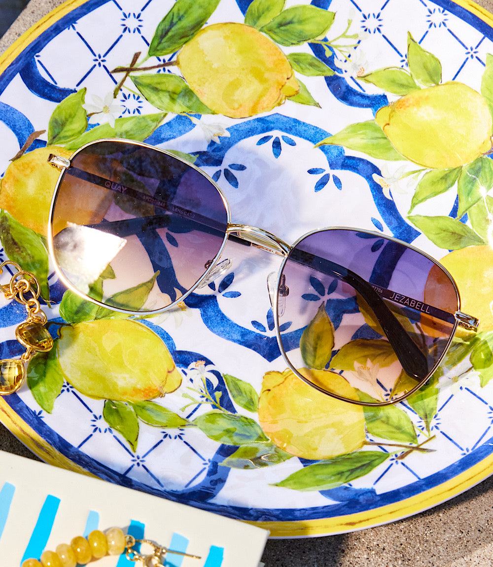 Quay Jezabell Sunglasses - Image 10
