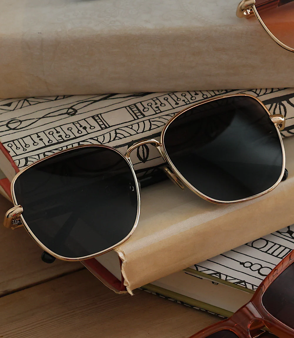 Quay Uptown Sunglasses - Image 6