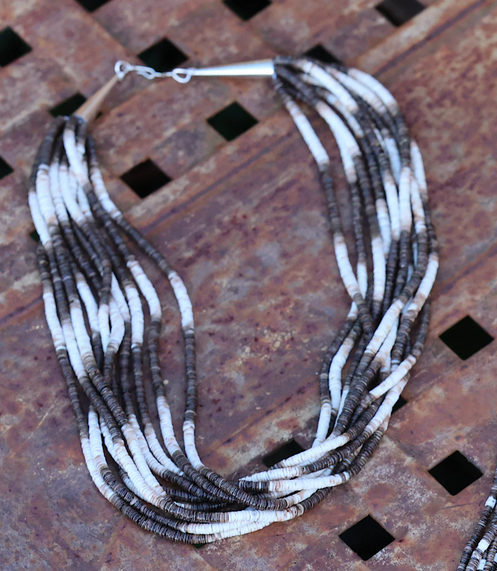 Santo Domingo Ten Strand Heishi Necklace - Image 4