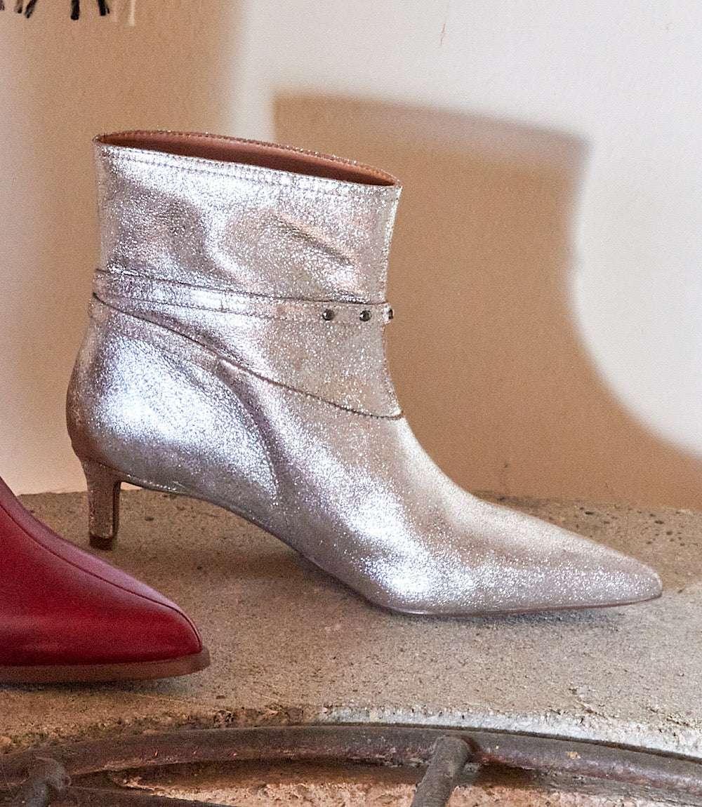 Seychelles Milan Booties - Image 2