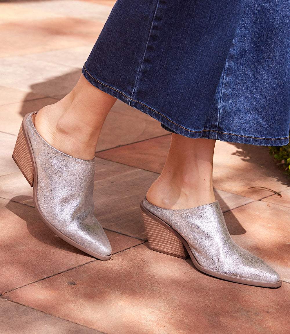 Seychelles Morning Joe Mule Boots - Image 11