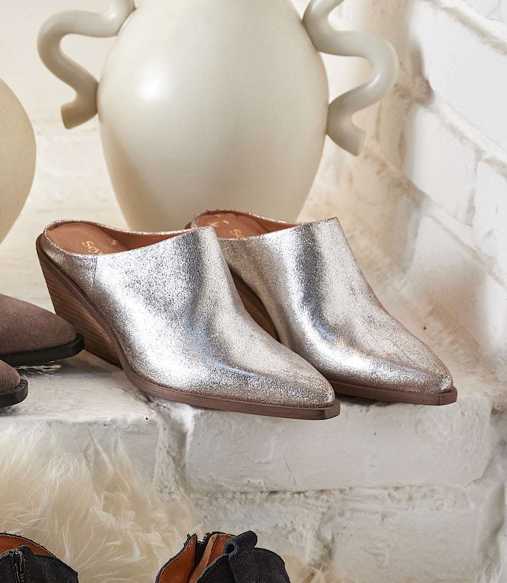 Seychelles Morning Joe Mule Boots - Image 2