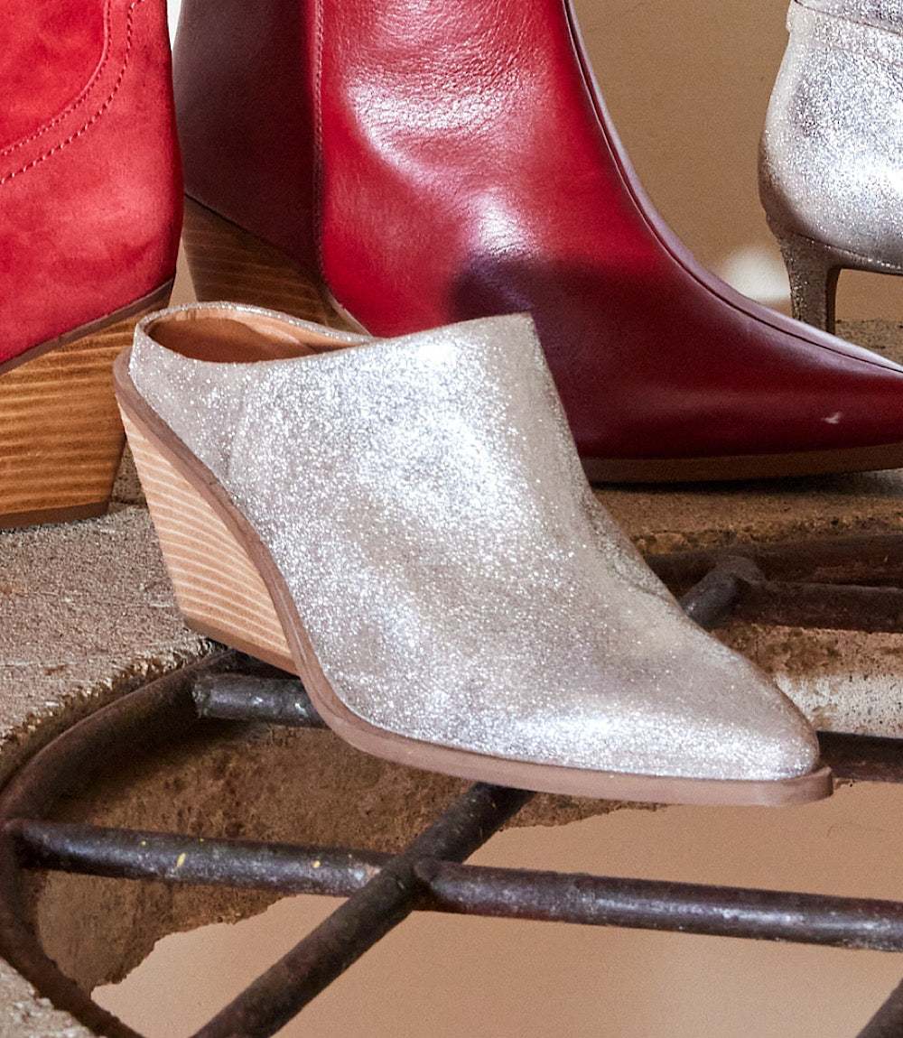 Seychelles Morning Joe Mule Boots - Image 5