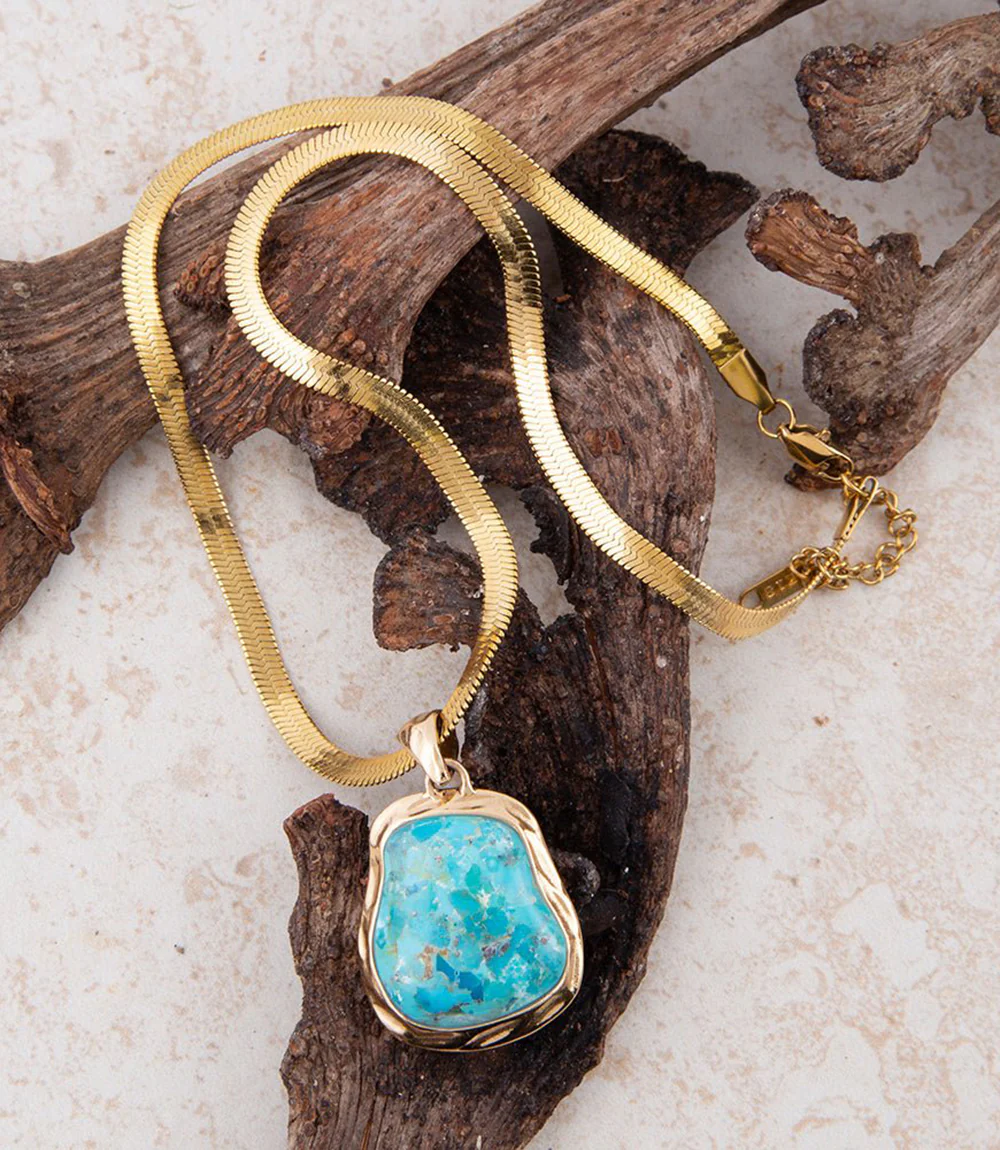Turquoise Pendant Necklace - Image 4